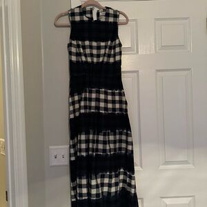 Elegant Black and White Maxi Dress